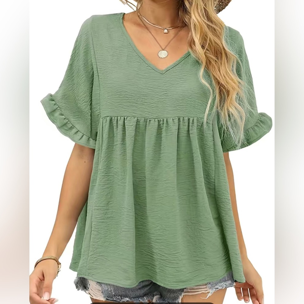 Blouse size Medium Sage color